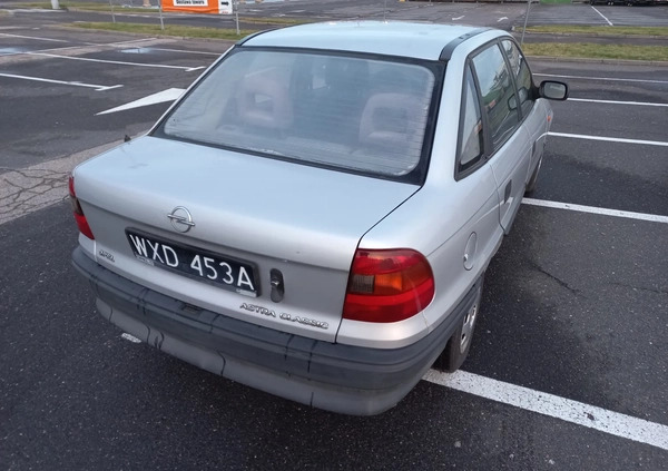 Opel Astra cena 2500 przebieg: 153897, rok produkcji 1999 z Warszawa małe 37